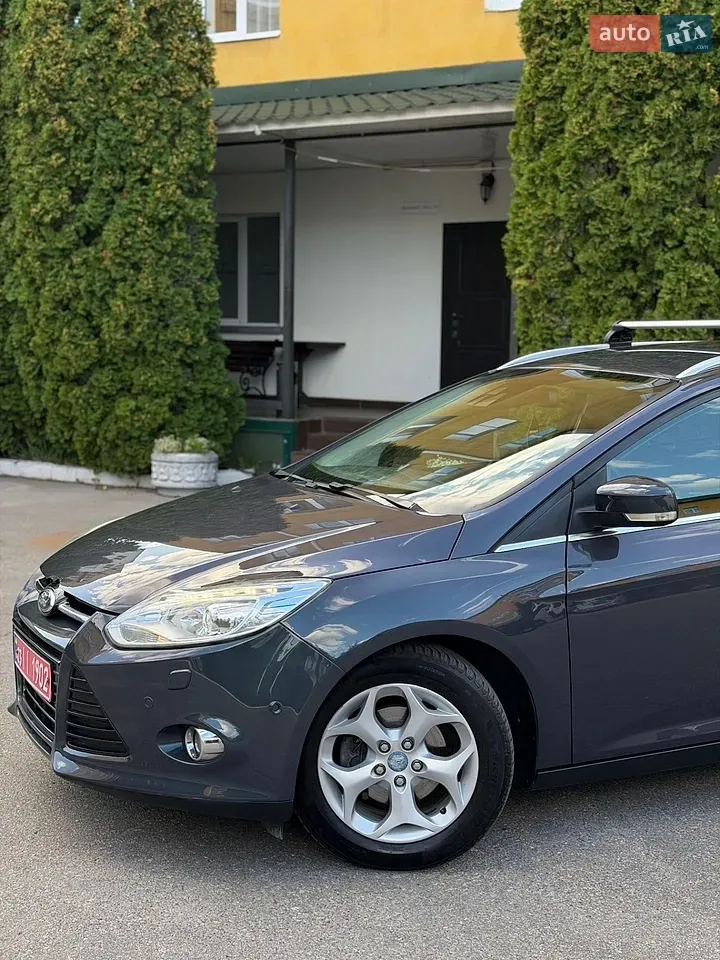 Ford Focus 2012 photo 4