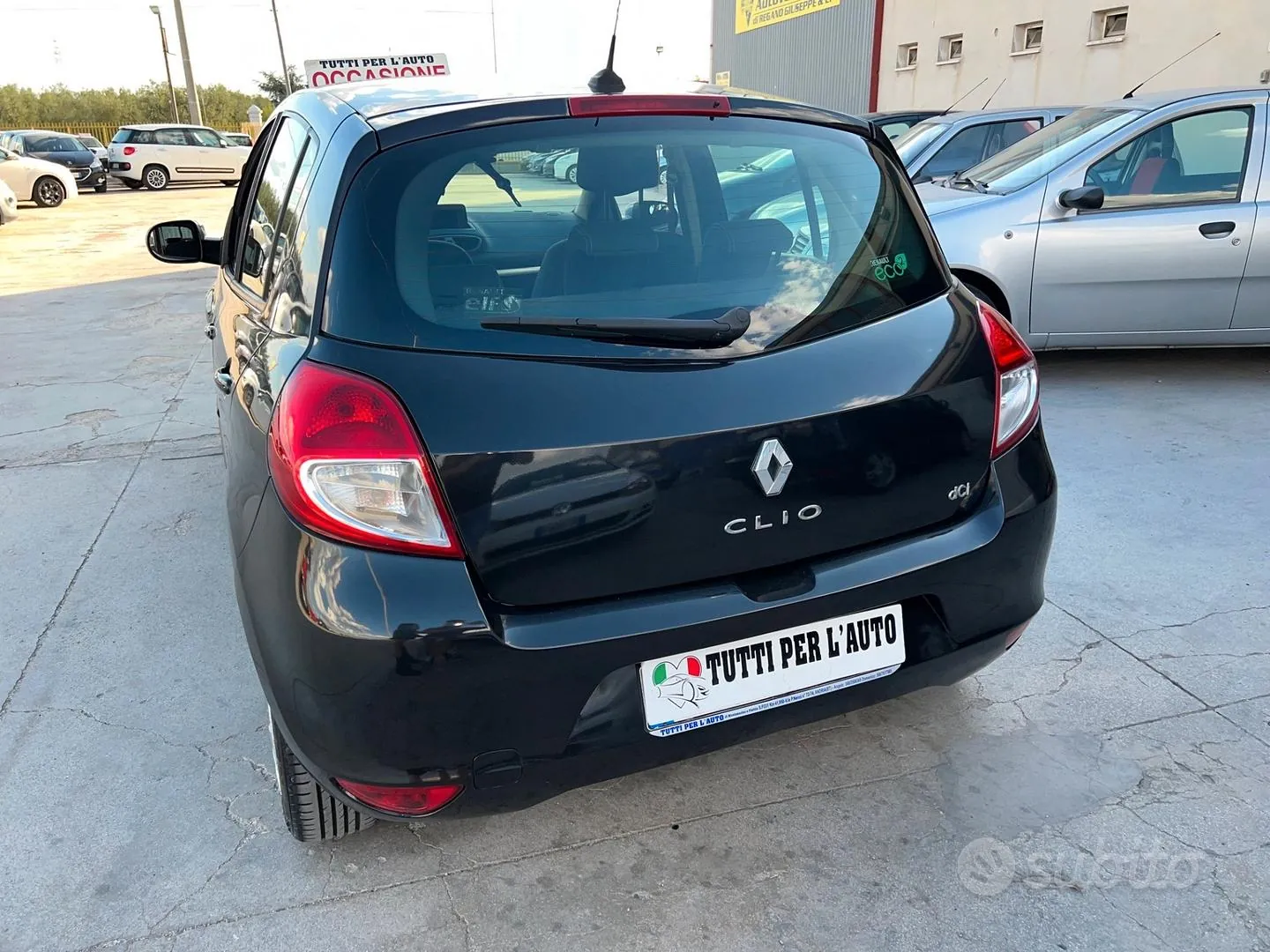 Renault Clio 2011 photo 3