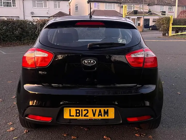 Kia Rio 2012 photo 5