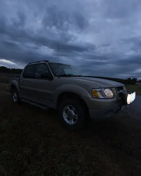 Ford Explorer 2001 photo 5