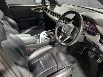 Audi Q7 2019 photo 3