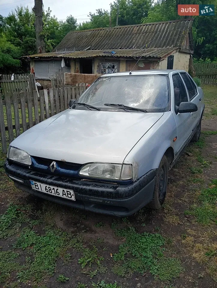 Renault 19