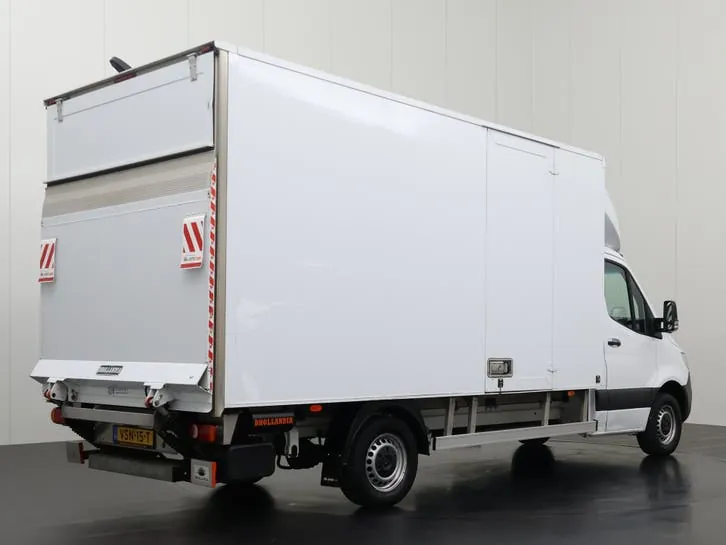 Mercedes-Benz Sprinter 2022 photo 2