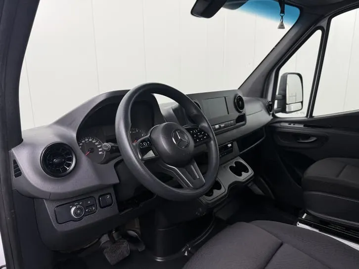 Mercedes-Benz Sprinter 2022 photo 3