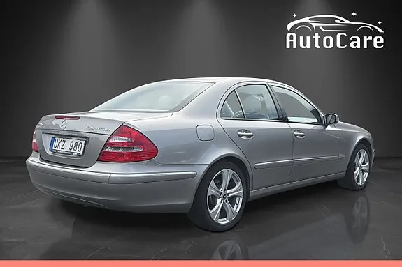 Mercedes-Benz E200 2004 photo 2