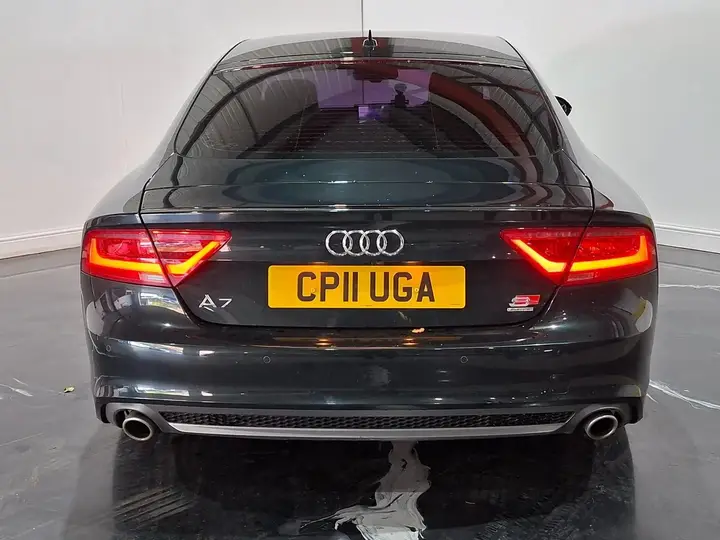 Audi A7 2011 photo 5