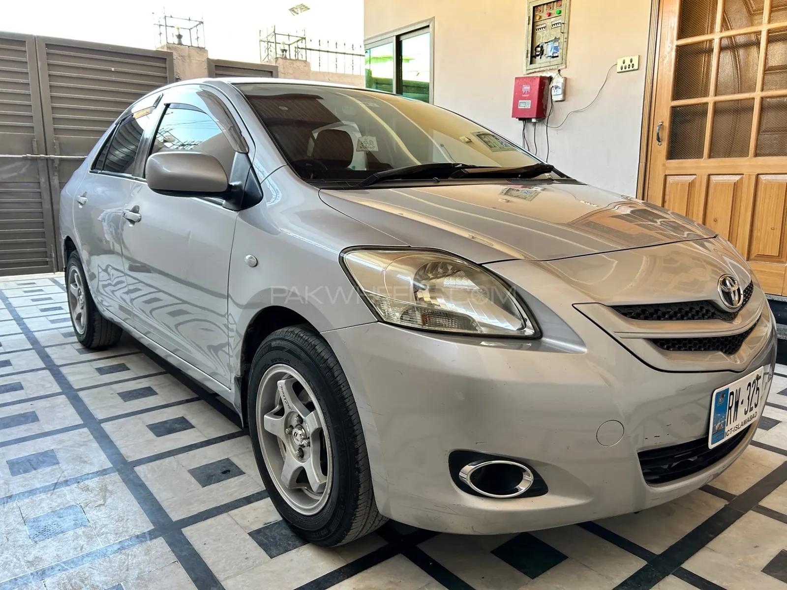 Toyota Belta