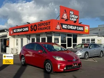 Toyota Prius 2013 photo 2