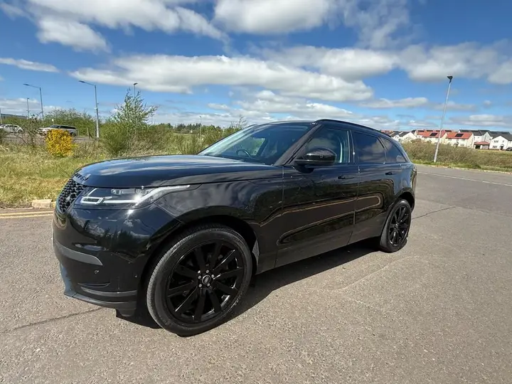 Land Rover Range Rover Velar 2019 photo 3