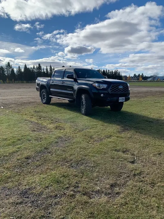 Toyota Tacoma 2022 photo 2