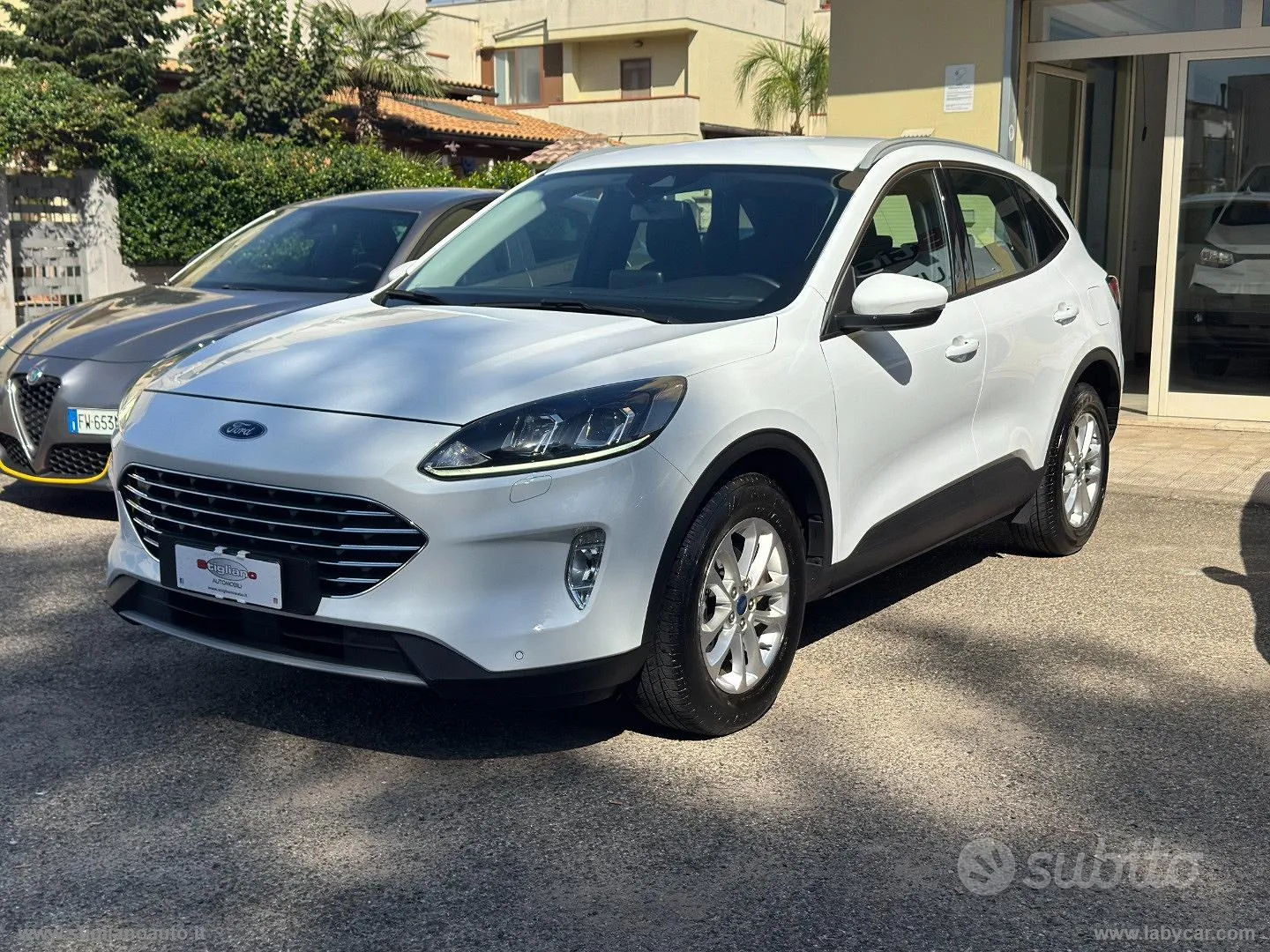 Ford Kuga 2022 photo 3