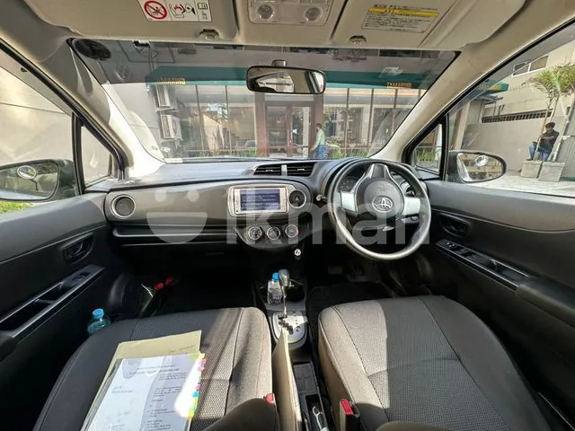 Toyota Vitz 2013 photo 5