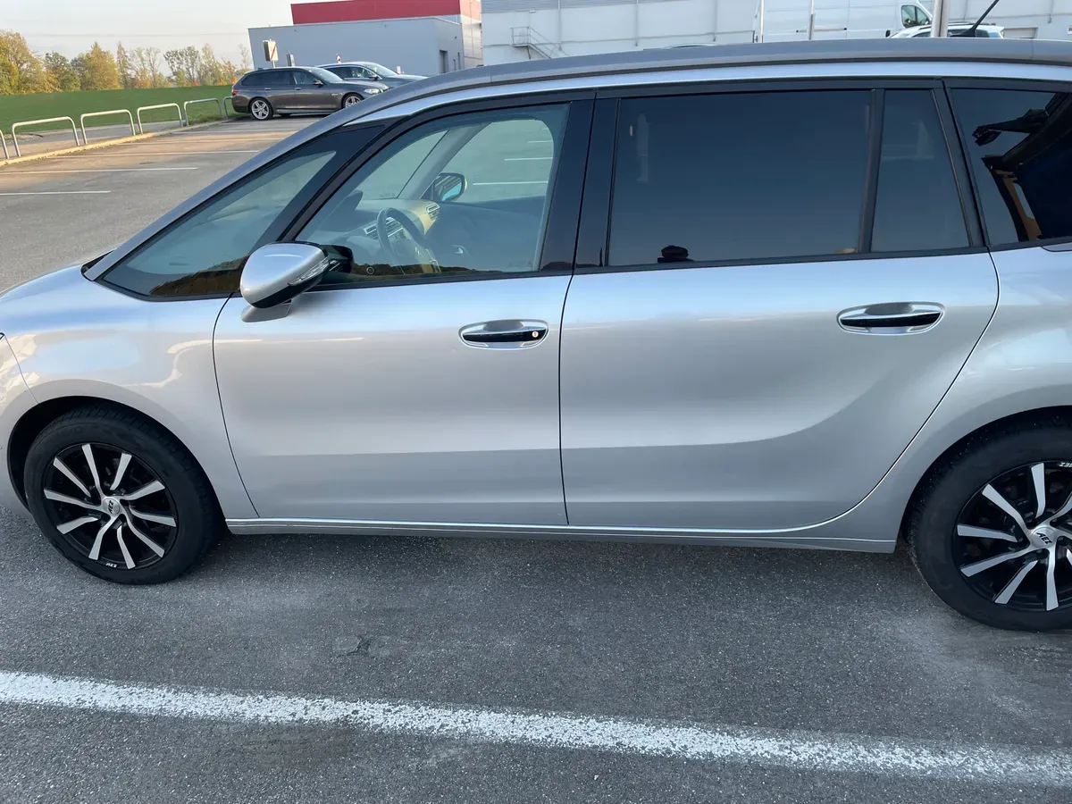 Citroen Grand C4 Picasso 2014 photo 2