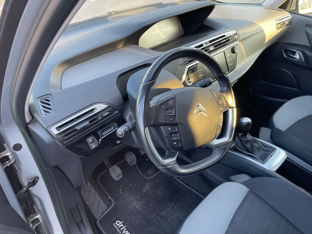Citroen Grand C4 Picasso 2014 photo 3