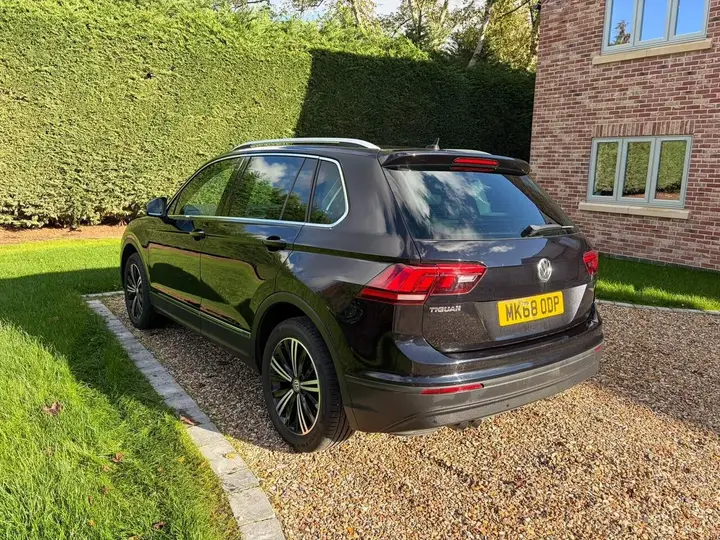 Volkswagen Tiguan 2018 photo 4