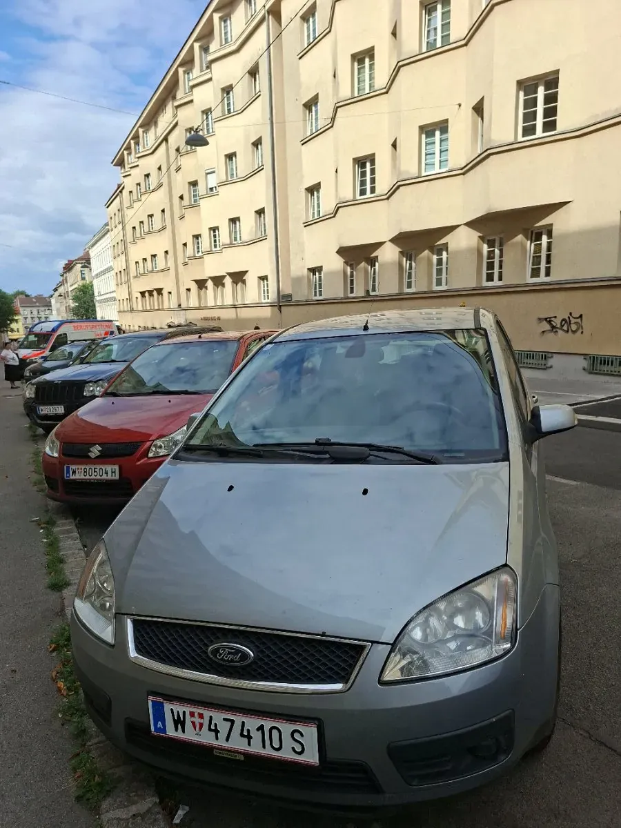 Ford Galaxy 2005 photo 3
