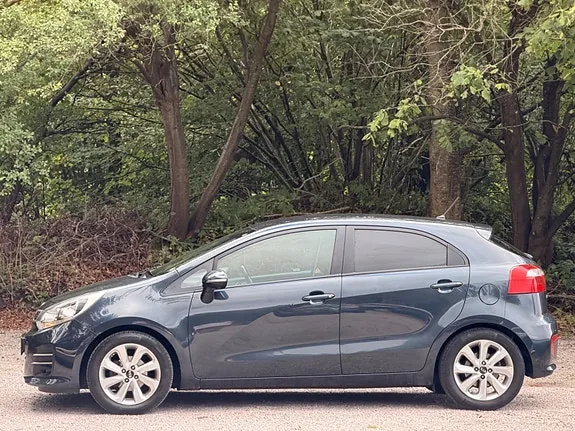 Kia Rio 2016 photo 4