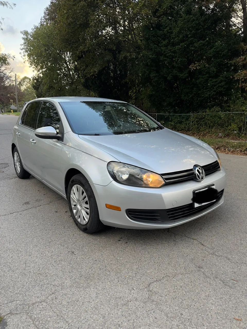 Volkswagen Golf 2011 photo 2