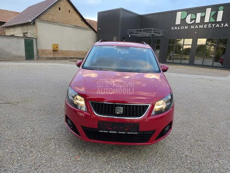 Seat Alhambra 2011 photo 2