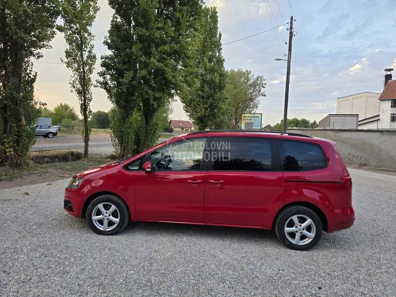 Seat Alhambra 2011 photo 4