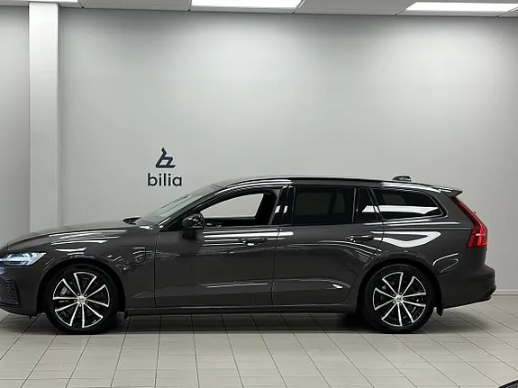 Volvo V60 2025 photo 2