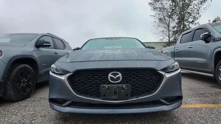 Mazda 3 Gt 2022 photo 2