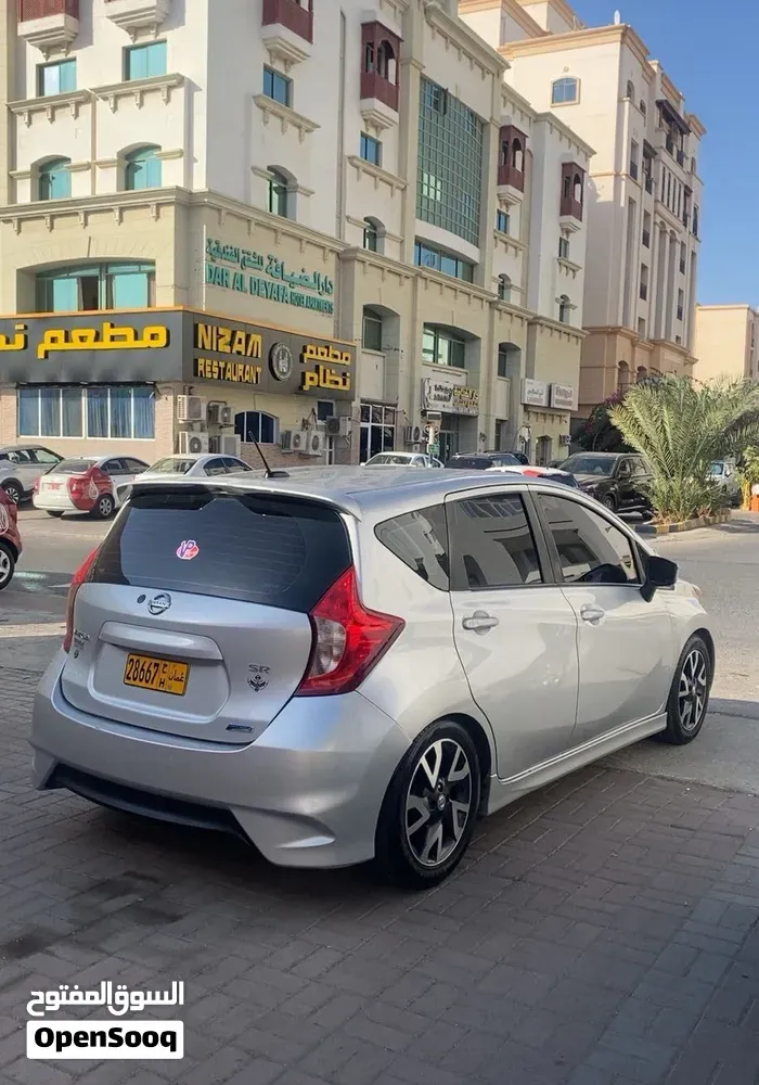 Nissan Versa 2015 photo 2
