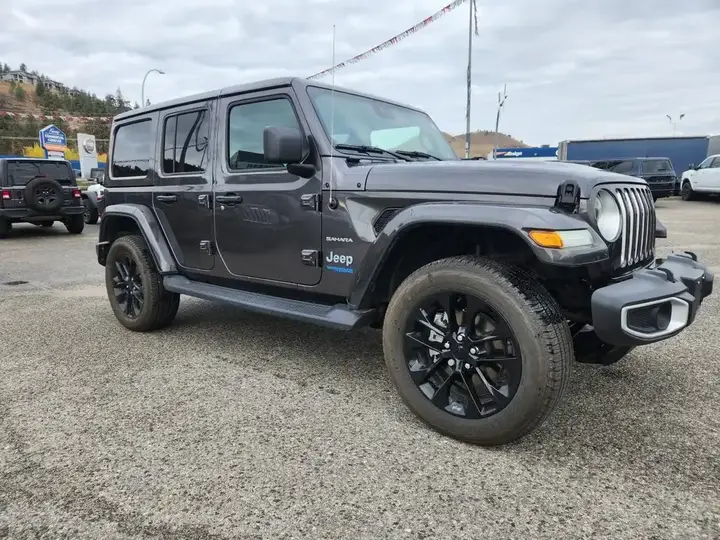 Jeep Wrangler 2021 photo 2