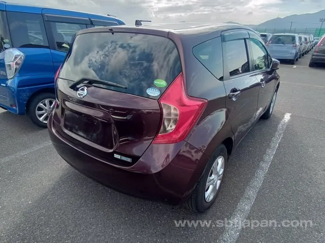 Nissan Note 2016 photo 4