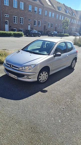 Peugeot 206 2007 photo 4