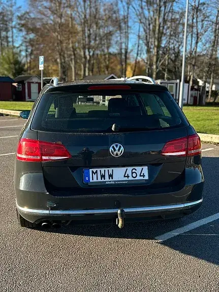 Volkswagen Passat 2011 photo 3