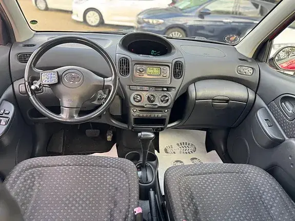 Toyota Yaris Verso 2005 photo 5