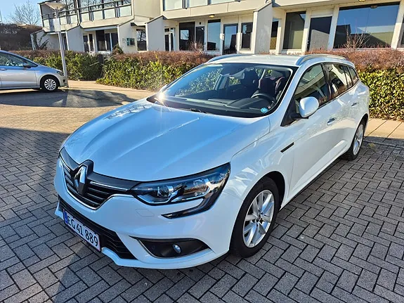 Renault Megane Iv 2016 photo 2