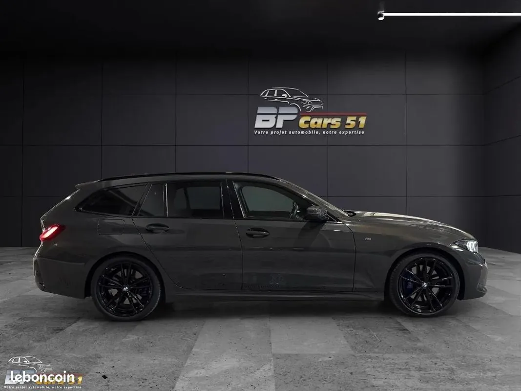BMW 3 Series 2023 photo 4