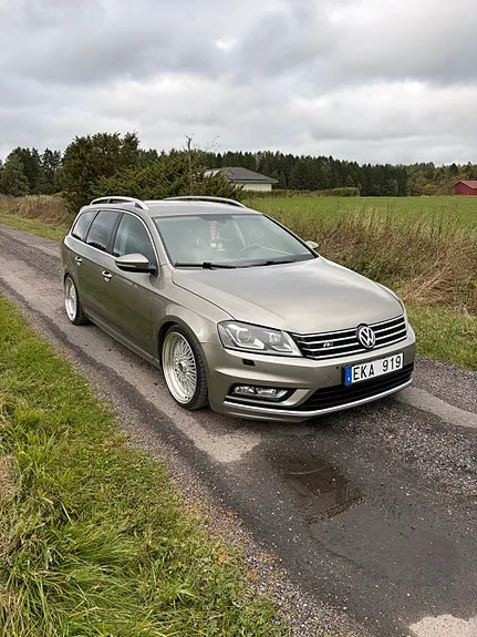 Volkswagen Passat 2013 photo 2