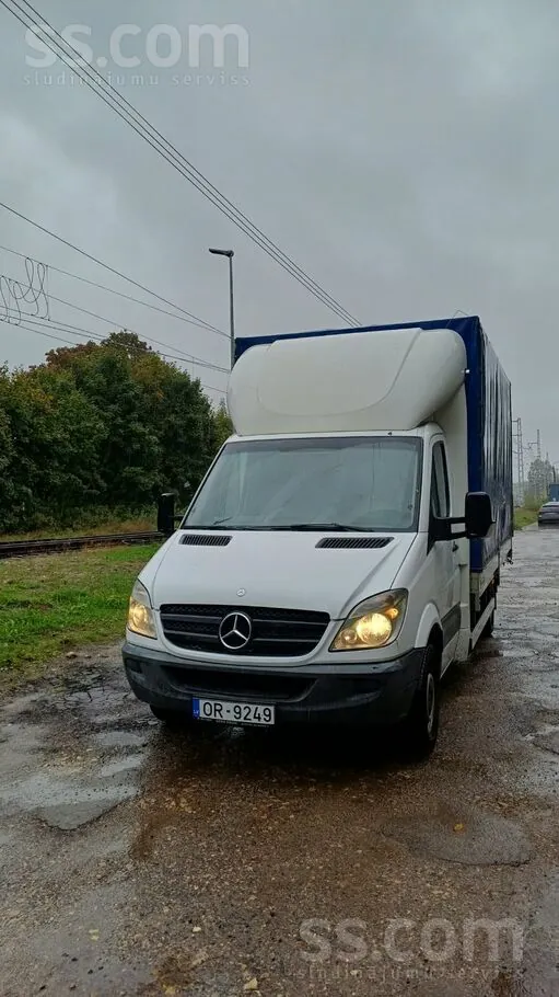 Mercedes-Benz Sprinter