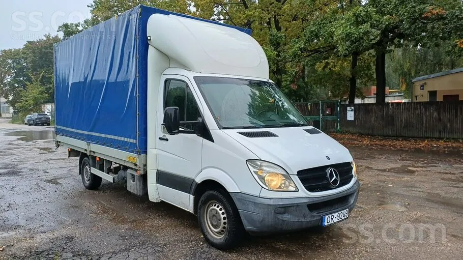 Mercedes-Benz Sprinter 2012 photo 2