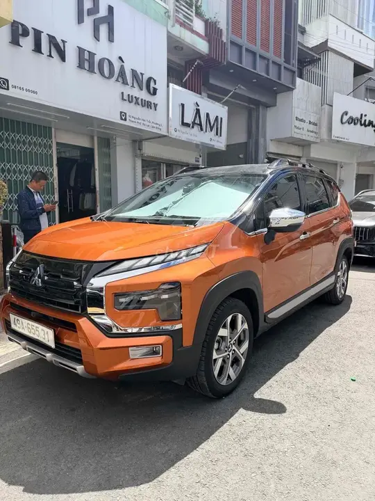 Mitsubishi Xpander Cross 2024 photo 2