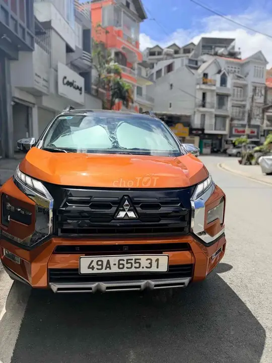 Mitsubishi Xpander Cross