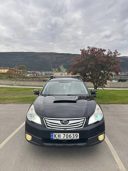 Subaru Legacy 2010 photo 3