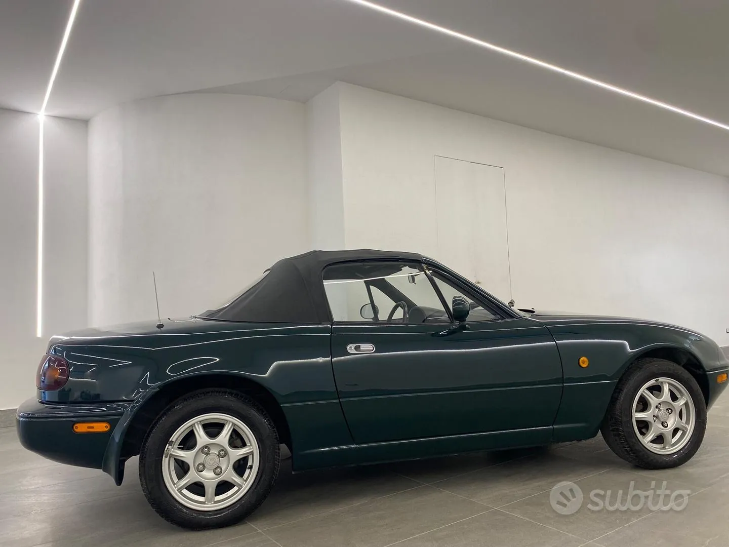 Mazda Mx-5 1996 photo 4