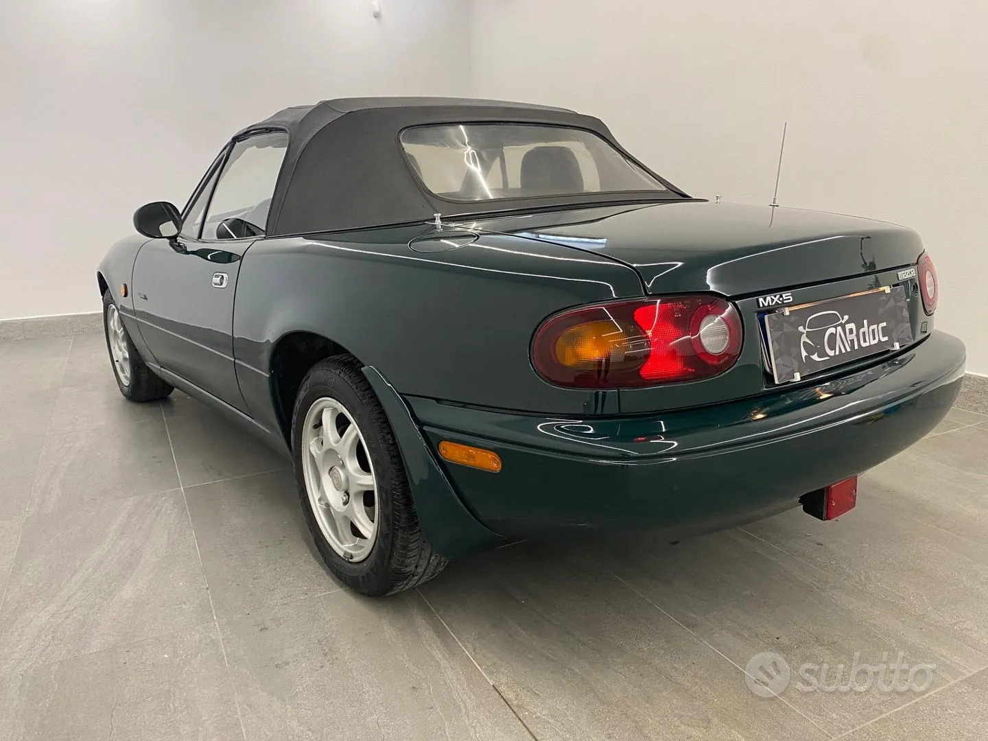 Mazda Mx-5 1996 photo 3