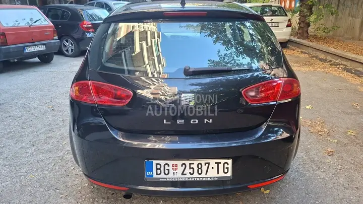 Seat Leon 2012 photo 4