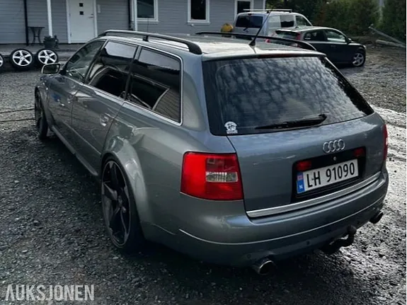 Audi S6 2000 photo 3