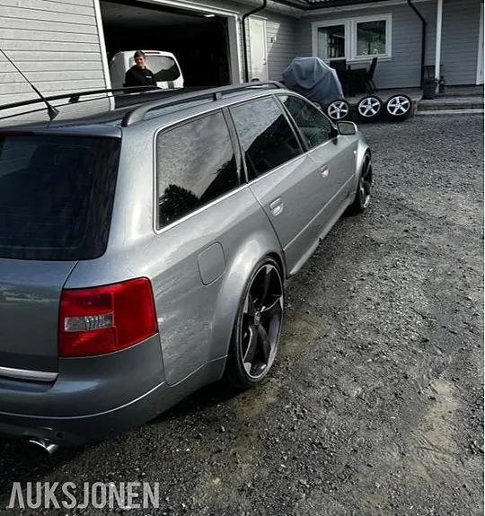 Audi S6 2000 photo 5