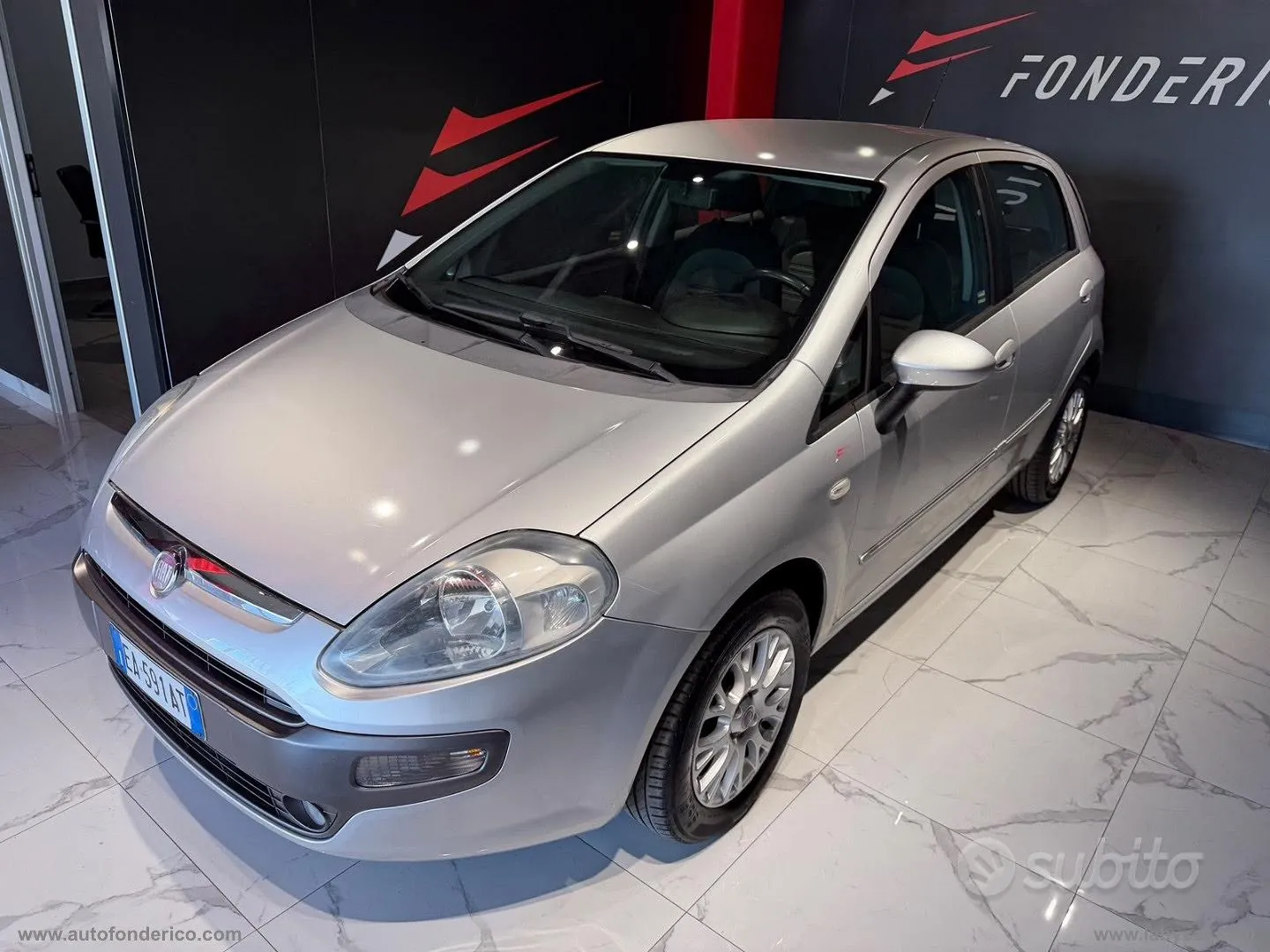 Fiat Punto Evo 2010 photo 2