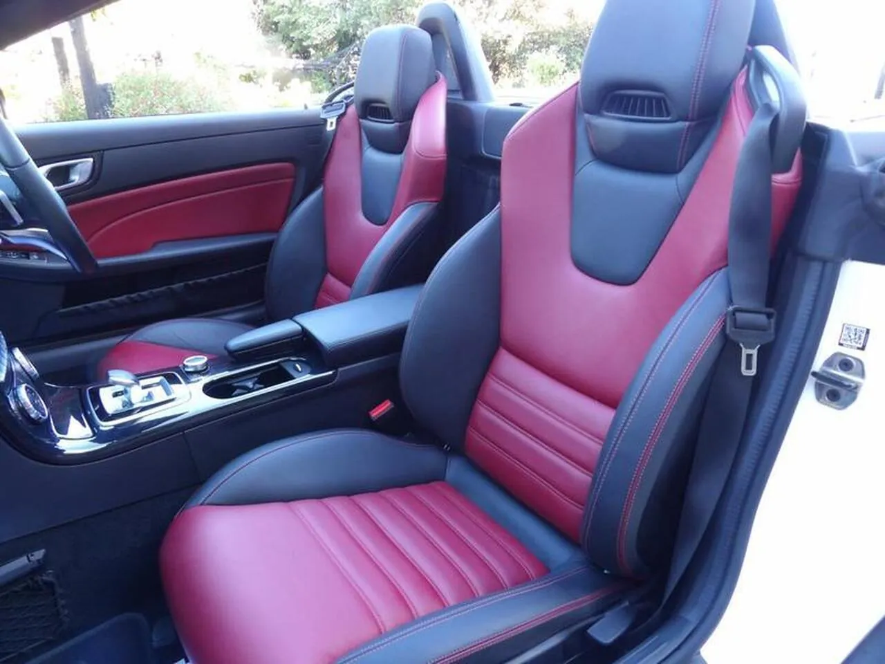 Mercedes-Benz Slc 2017 photo 2