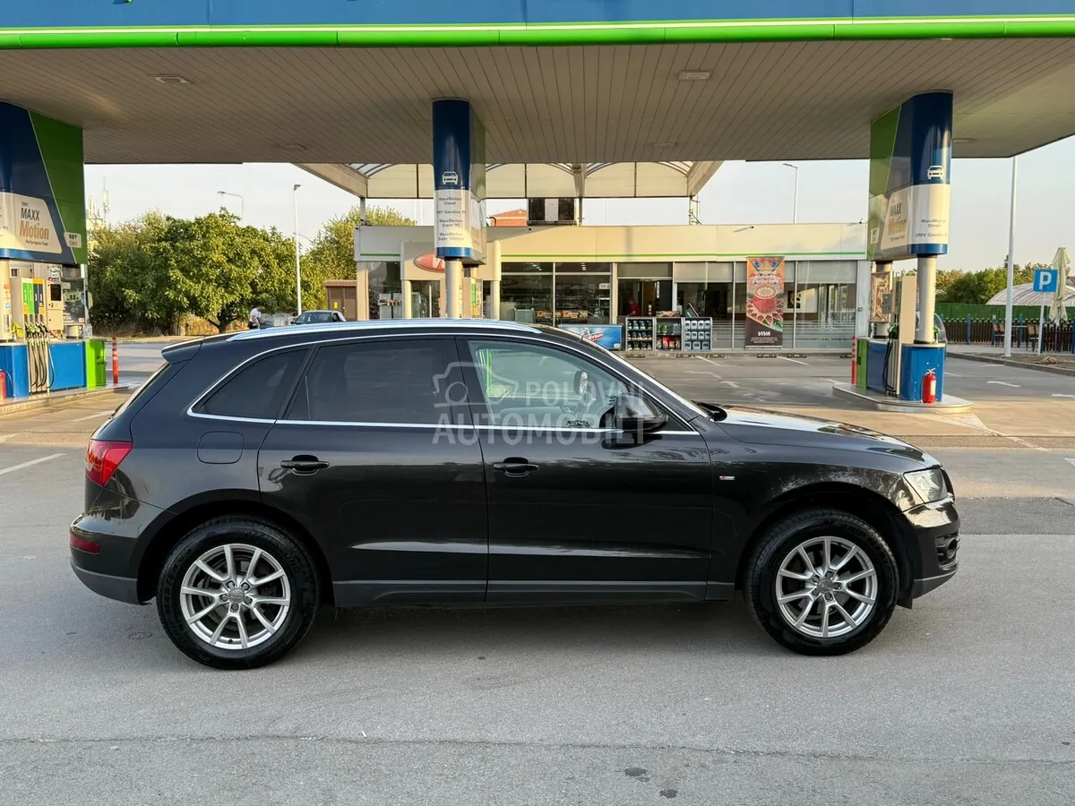 Audi Q5 2010 photo 4