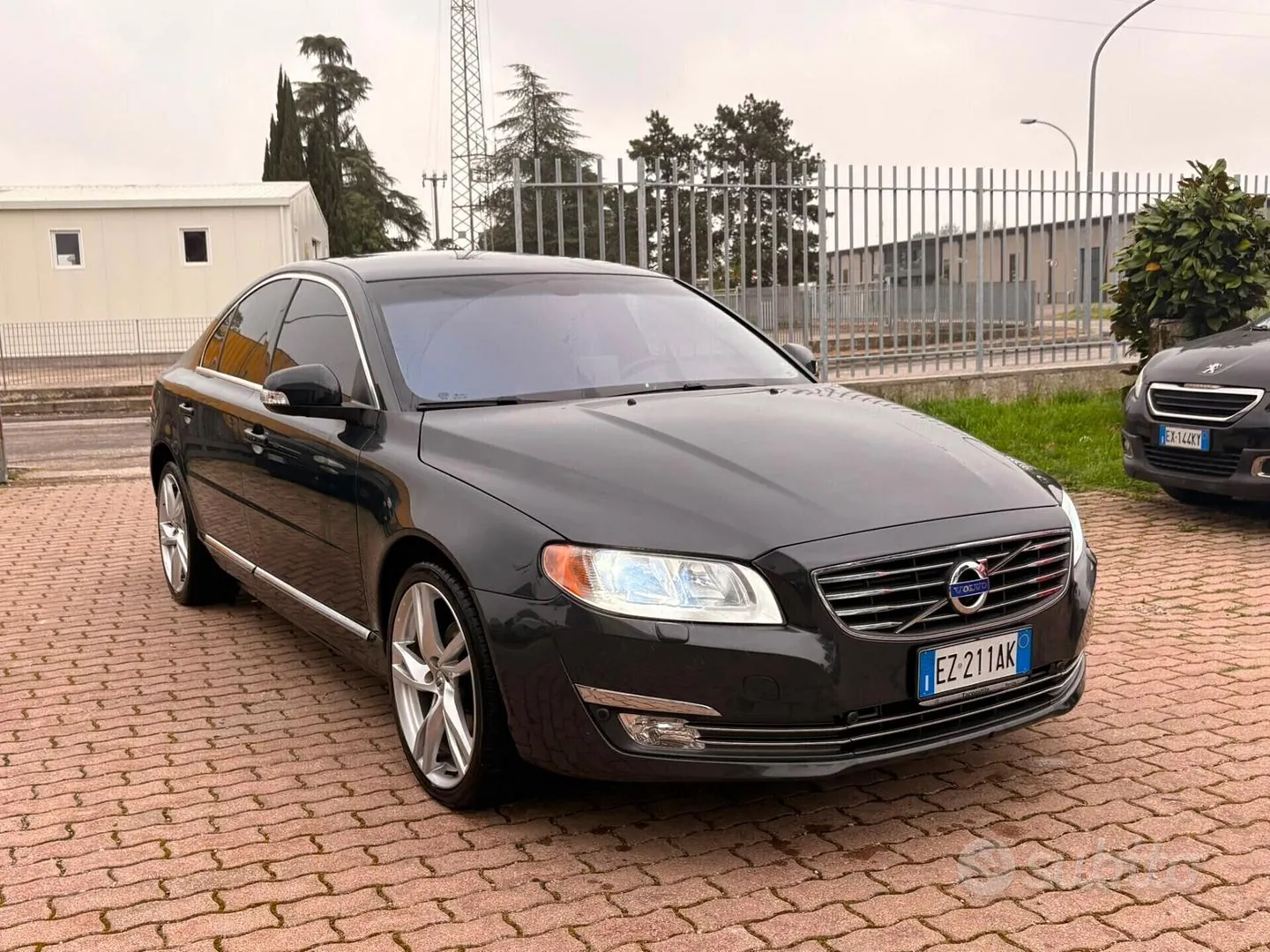 Volvo S80 2010 photo 3