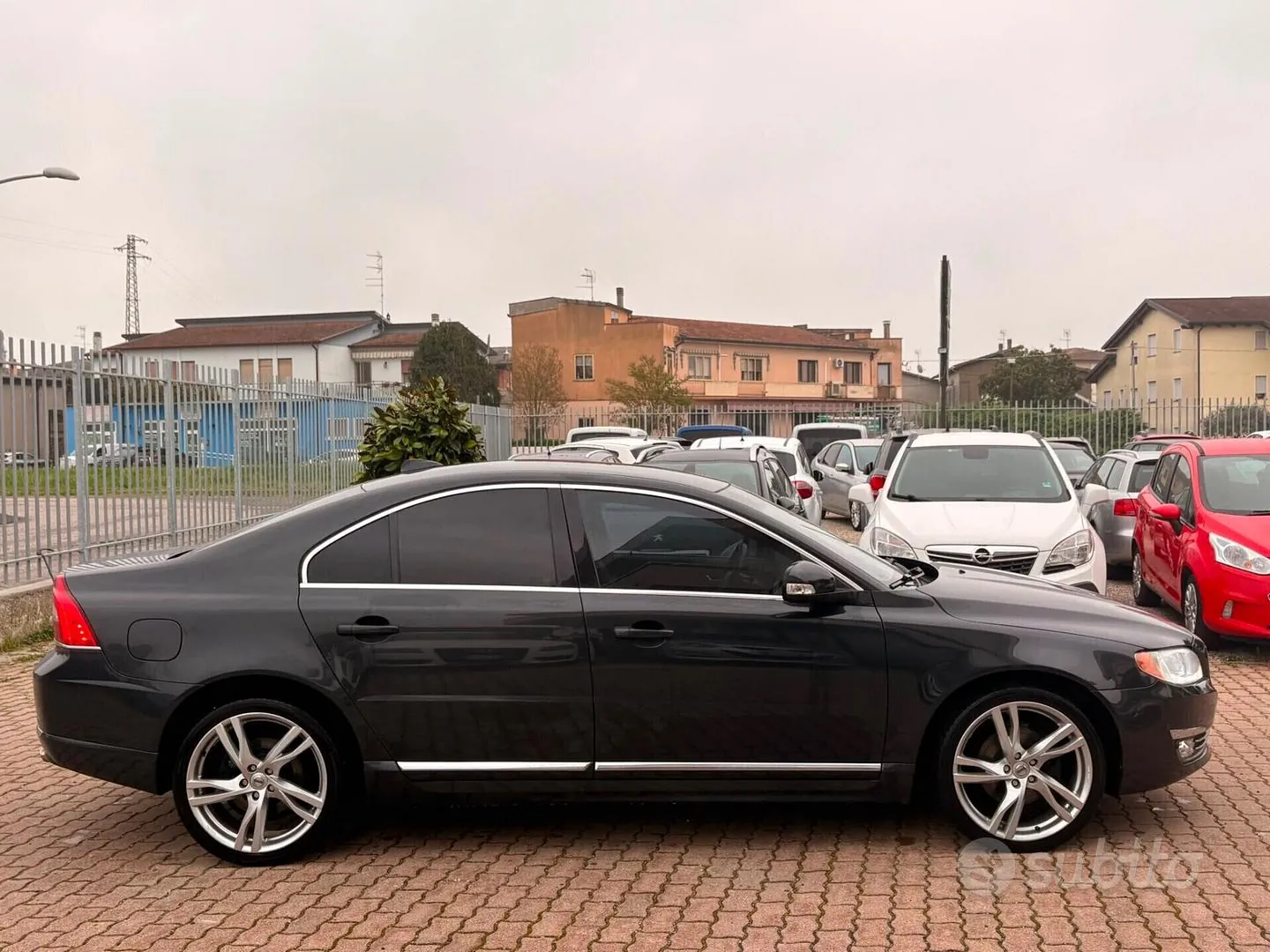 Volvo S80 2010 photo 4